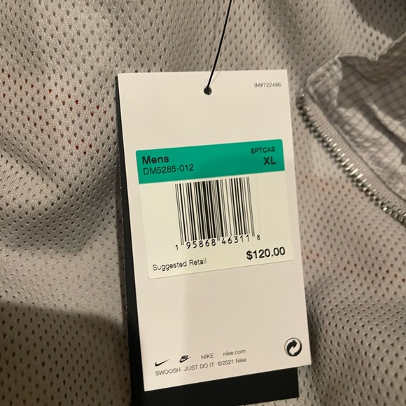 Nike Windbreaker Jacket - Picture 4 of 9